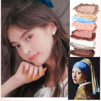 Painting Eyeshadow Palette 13 Girl with a Pearl Earring 6g