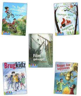 Pakket Toneellezen groep 4 t/m 8 (5 titels) -   (ISBN: 9789048749300)