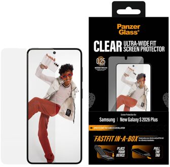 PanzerGlass Ultra Wide Fit FastFit in-a-box Screenprotector voor de Samsung Galaxy S26 Plus Transparant
