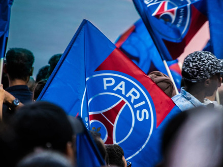 Paris Saint-Germain vs Stade Brestois 29 (Ligue 1) (Eigen vervoer)