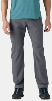 Patagonia M's Altvia Trail Pants Regular Grijs - 36