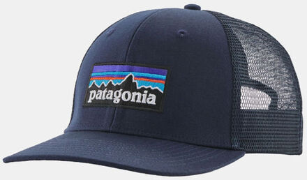 Patagonia P-6 Logo Trucker Hat Blauw - One size