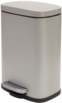 Pedaalemmer Venice - beige - 5 liter - metaal - L21 x H30 cm - soft-close - toilet/badkamer - Pedaalemmers