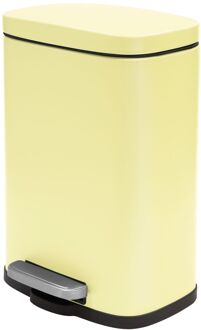 Pedaalemmer Venice - geel - 5 liter - metaal - L21 x H30 cm - soft-close - toilet/badkamer - Pedaalemmers