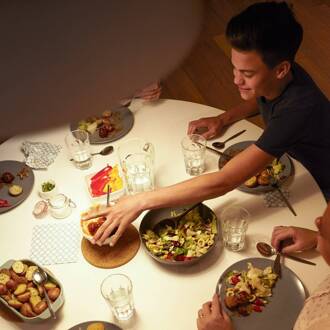 Philips LED lamp E14 B35 2,3W 485lm 2700K filament 3-pack