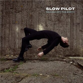 Pilot Falling Off The Earth - Slow Pilot