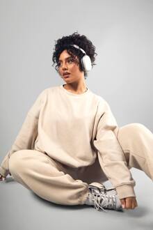 Plus Dsgn Studio Geborduurde Oversized Sweatshirt, Stone - 46