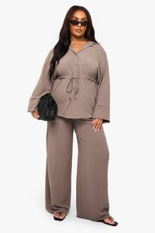 Plus Geweven Overhemd Met Strikceintaille & Broek Co-Ord, Taupe - 48