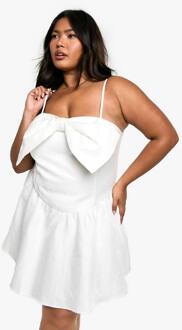 Plus Jurk Met Bandjes En Strikdetail In Skaterstijl, White - 54