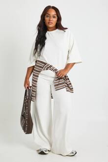 Plus Oversized T-Shirt En Op Maat Gemaakte Wijde Pijpbroek Co-Ord, Ecru - 46