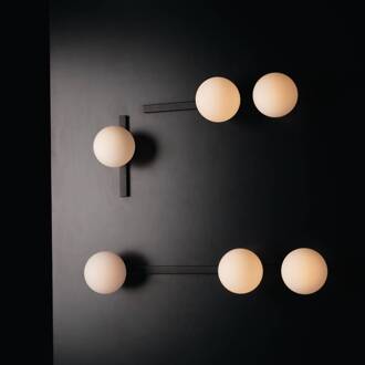 Pluto wandlamp, 2-lamps, zwart/wit, schakelaar zwart, wit