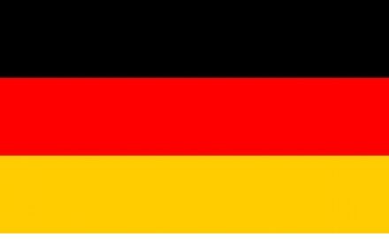 Polyester mega vlag Duitsland 150 x 240 cm Multi