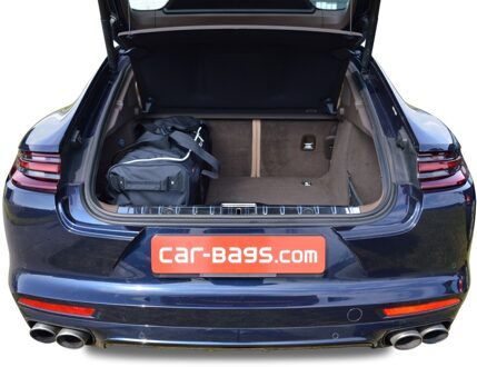 Porsche Panamera II Fastback (971) 2016-heden 5-deurs hatchback Zwart