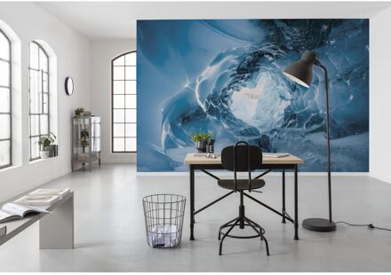 Praxis Fotobehang - The Eye of the Glacier 450x280cm - Vliesbehang Multikleur