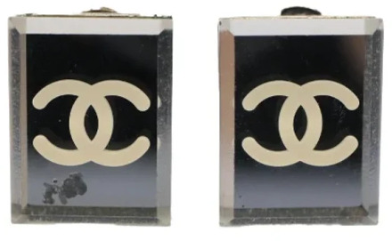 Pre-owned Metal earrings Chanel Vintage , Gray , Dames - ONE Size