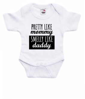 Pretty like mommy smelly like daddy kraamcadeau rompertje wit jongens en meisjes 56 (1-2 maanden)