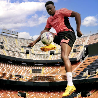 PUMA Mannen KING ULTIMATE FG/AG Voetbalschoenen - maat EU 37 / UK 4 Oranje