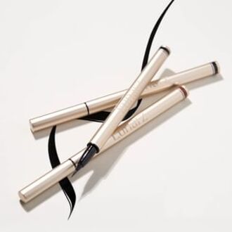 Pure Gold Series Long-Lasting Liquid Eyeliner - 2 Colors 02# Dark Brown - 0.7ml