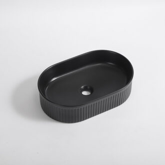 QeramiQ Arto waskom - 49.5x31.5x13cm - geribbeld - ovaal - keramiek - mat zwart SW1413966 Zwart mat