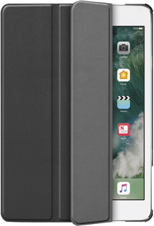 qMust Apple iPad 9.7 (2017 / 2018) hoesje - Smart Tri-Fold Case met Pen Houder - zwart