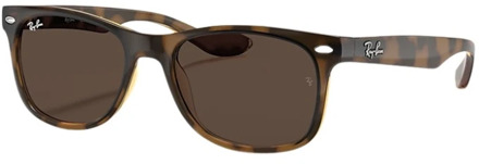 Ray-Ban New Wayfarer Junior RJ9052S - Zonnebril - Bruin - 47 mm