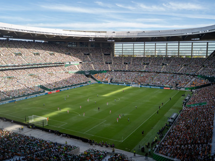 Real Betis vs Panathinaikos (Europa League) (Vliegtuig)