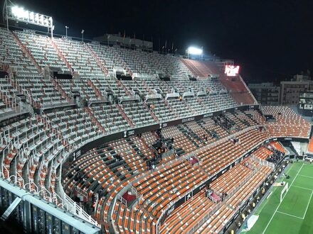 Real Madrid - Oviedo (Primera Division) (Eigen vervoer)