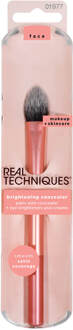 Real Techniques Brightening Concealer Brush