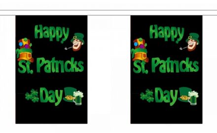 Recht hoekige St. Patricks day vlaggenlijn