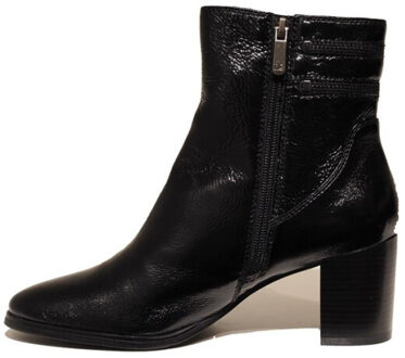 Regarde le ciel Joan 13 Zwart - 38