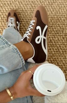 Retro Suede Runner Sneaker Choco Bruin