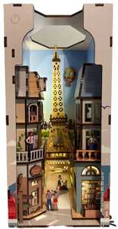 Revell Paris Tiny Adventures Book Nook Mini Diorama 23 cm