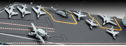 Revell U.S.S. Nimitz CVN-68 Naval ship model Montagekit 1:720