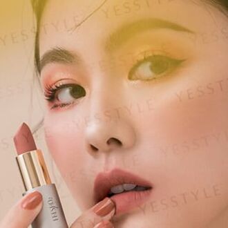 Ripened Collection Long-Lasting Soft Matte Lipstick Peach Nude