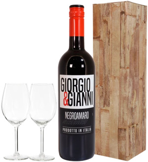 Rode wijn 2 wijnglazen