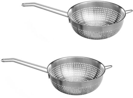 rond vergiet/zeef met lang handvat - 2x - zilver - 18 x 7 cm - RVS - Keukenvergiet