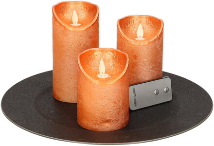Ronde kaarsenplateau zwart van kunststof D33 cm met 3 koperen LED-kaarsen 10/12,5/15 cm