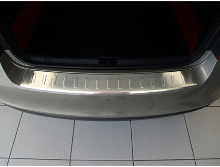 RVS Achterbumperprotector passend voor Skoda Rapid 2012-2017 & FL 2017- 'Ribs'