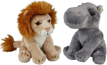 Safari dieren serie pluche knuffels 2x stuks - Nijlpaard en Leeuw van 15 cm