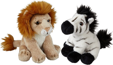 Safari dieren serie pluche knuffels 2x stuks - Zebra en Leeuw van 15 cm - Knuffeldier Grijs