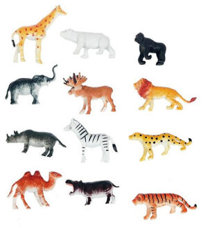 Safari dieren speelgoed - 12x stuks - kunststof - 6 cm - Speelfigurenset