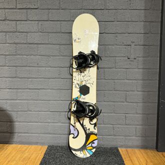 Salomon Lotus inclusief binding Tweedehands Snowboard Dames 138 Beige