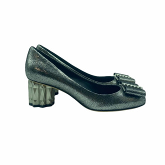 Salvatore Ferragamo Verhoog je schoenenspel met stijlvolle pumps Salvatore Ferragamo , Gray , Dames - 36 Eu,40 EU