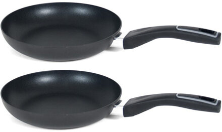 San Ignacio Set van 2x stuks koekenpan - hapjespan - gusto - d30 cm - zwart - aluminium - anti-aanbak laag