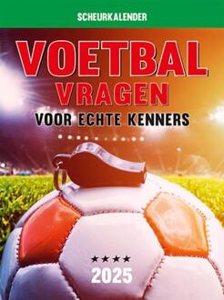 Scheurkalender 2025 Voetbalvragen voor echte kenners -   (ISBN: 9789463549707)