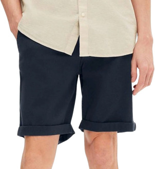Selected Luton Short Heren