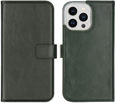 Selencia Echt Leren Bookcase voor de Apple iPhone 14 Pro Max - Groen
