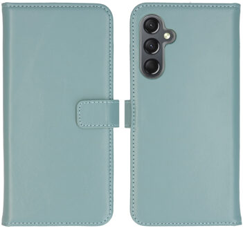 Selencia Echt Leren Bookcase voor de Samsung Galaxy A25 (5G) - Air Blue Lichtblauw