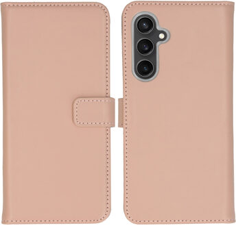 Selencia Echt Leren Bookcase voor de Samsung Galaxy S23 FE - Dusty Pink Lichtroze