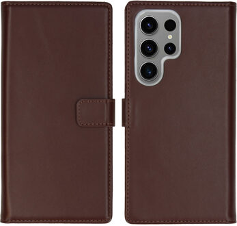 Selencia Echt Leren Bookcase voor de Samsung Galaxy S24 Ultra - Donkerbruin